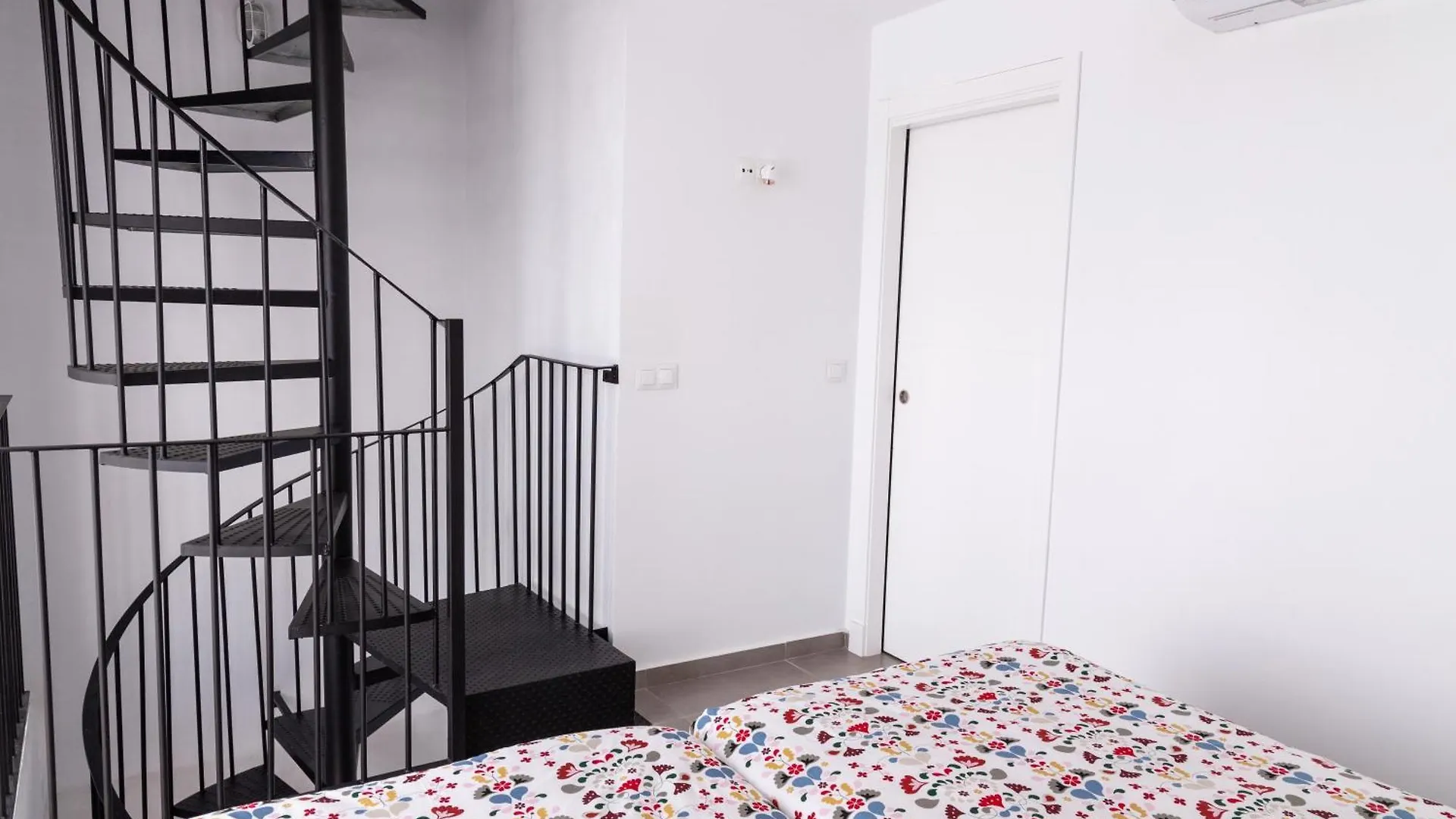 Casa Completa Triplex & Parking By Gades Gestion Apartment Cadiz Spain